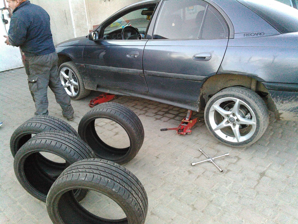Dunlop SP Sport 225x40 R18 5