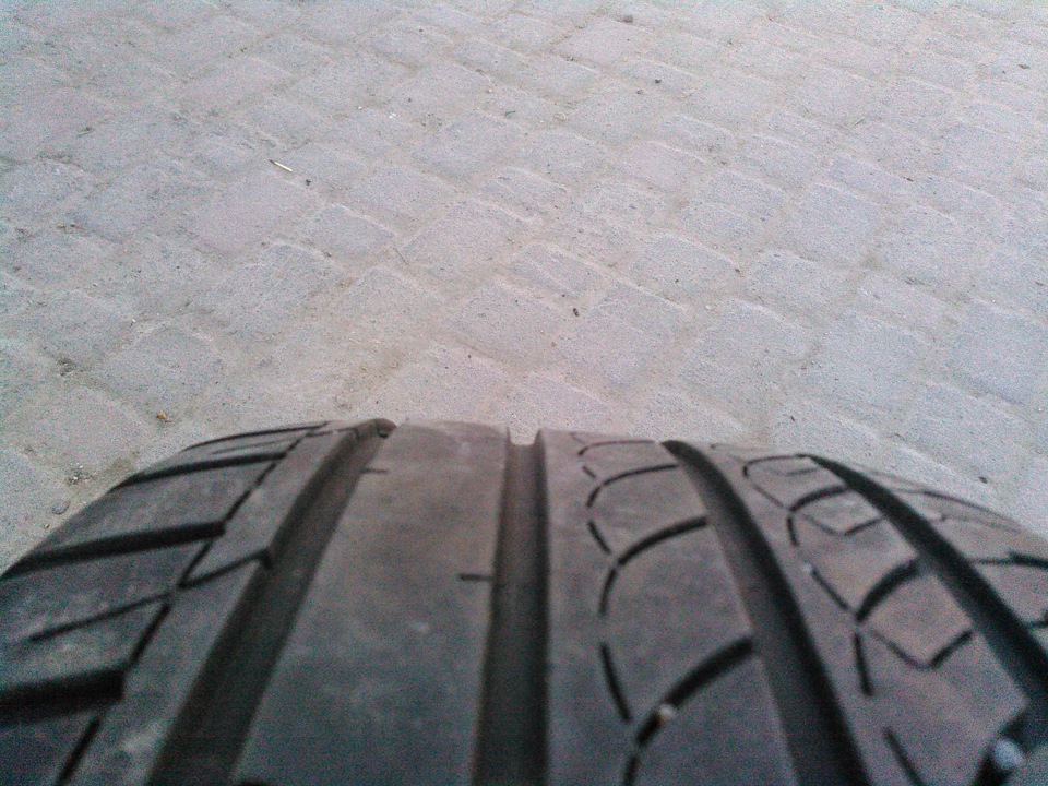 Dunlop SP Sport 225x40 R18 4