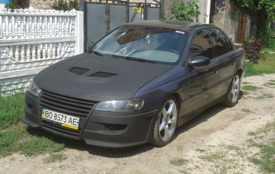 Змінив гуму, двигун від BMW 1