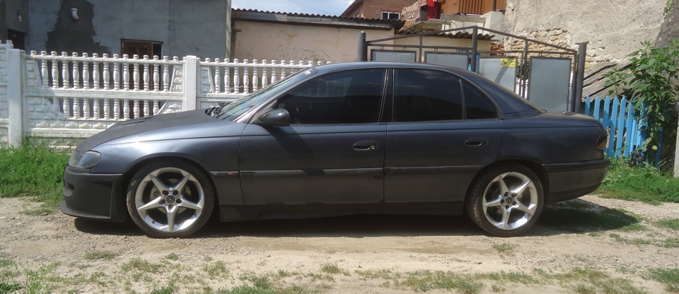 Змінив гуму, двигун від BMW 2