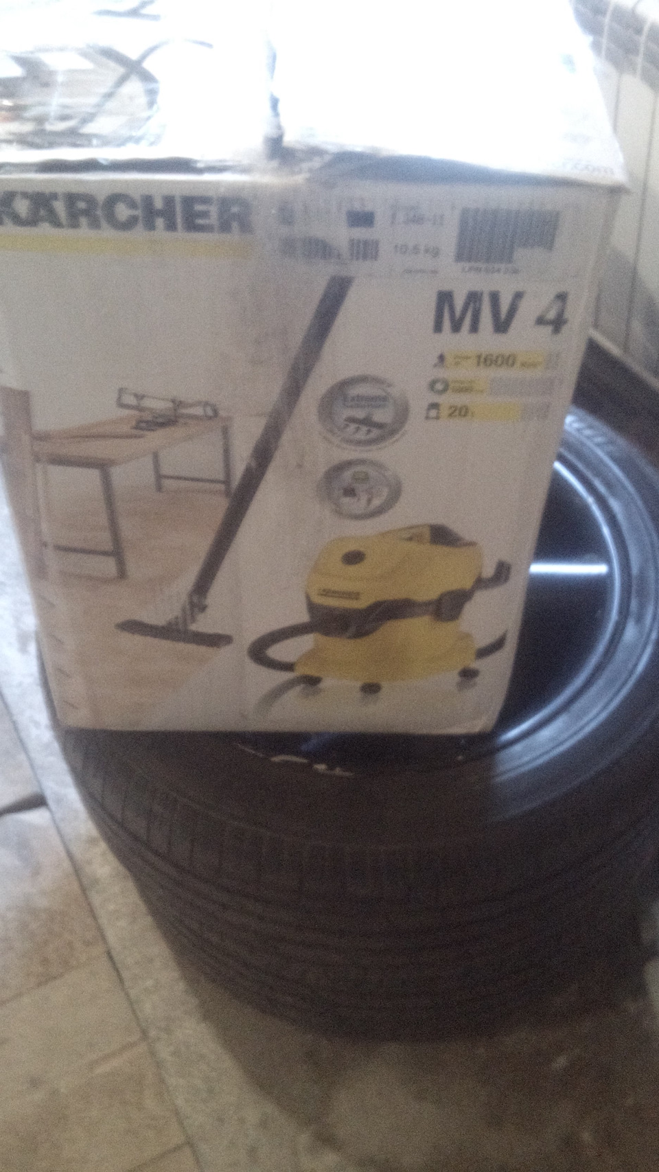 Помічник у RVD Garage 1