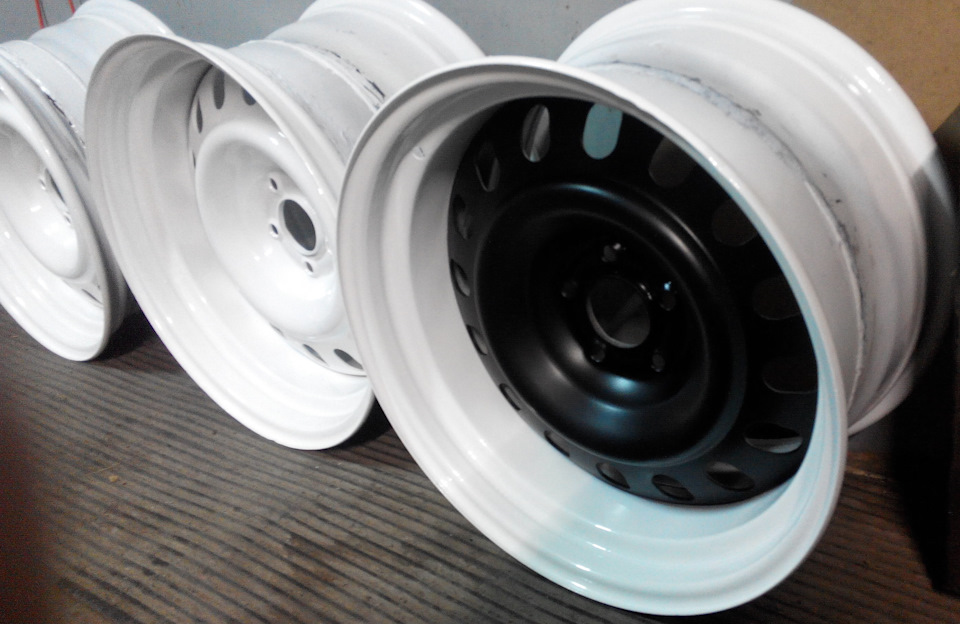 Розварювання R17 8,5J і 10J у двоквітку аналогом Plasti dip 5