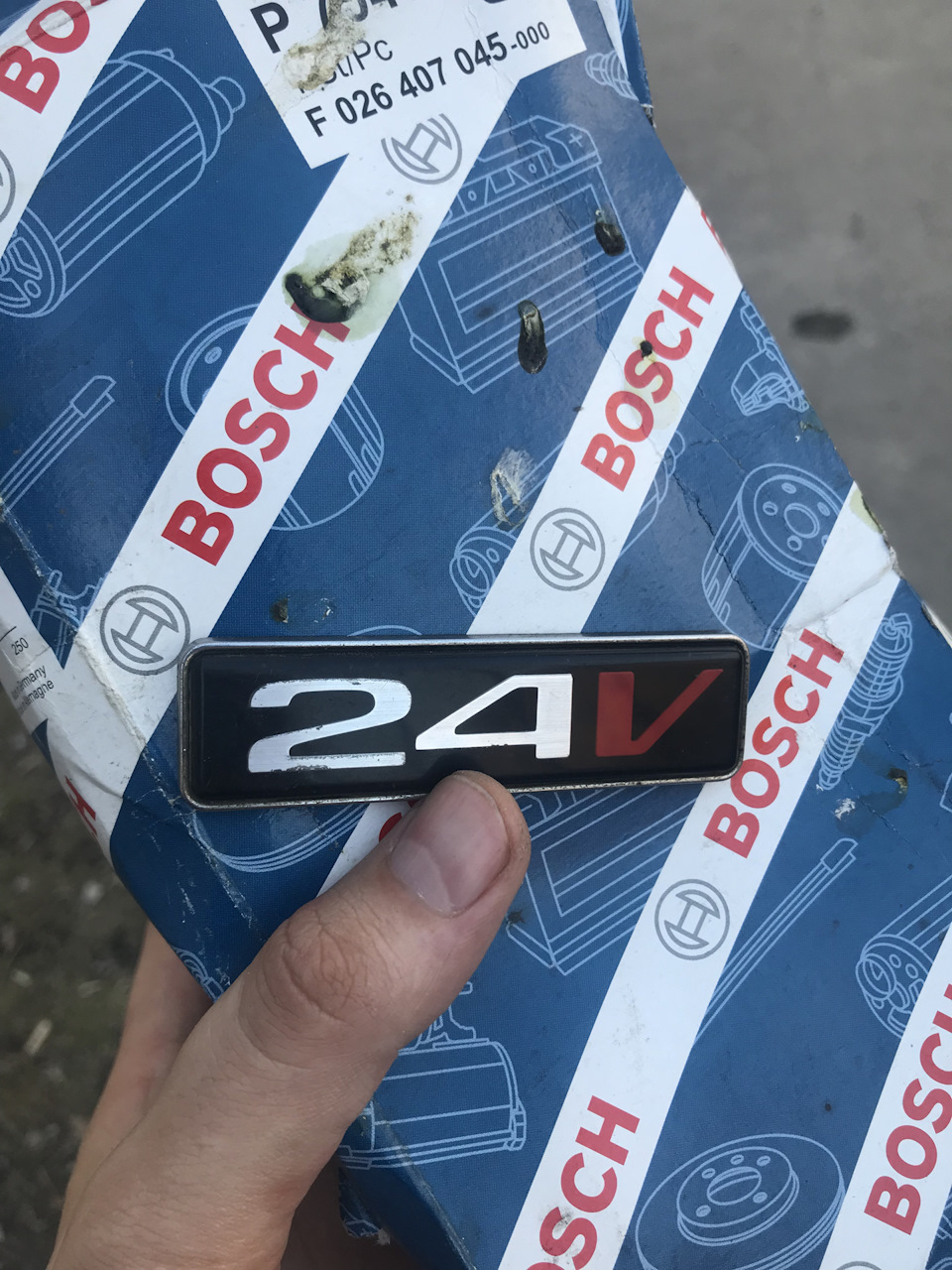 Шляхетний шильдик 24v та туманка омега а3000 4