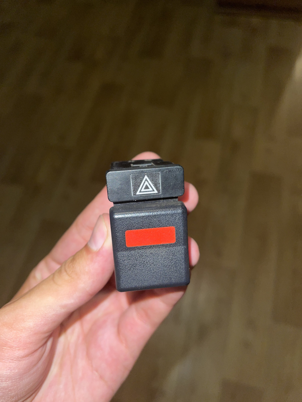 Продам кнопку аварійку на Омезі 2