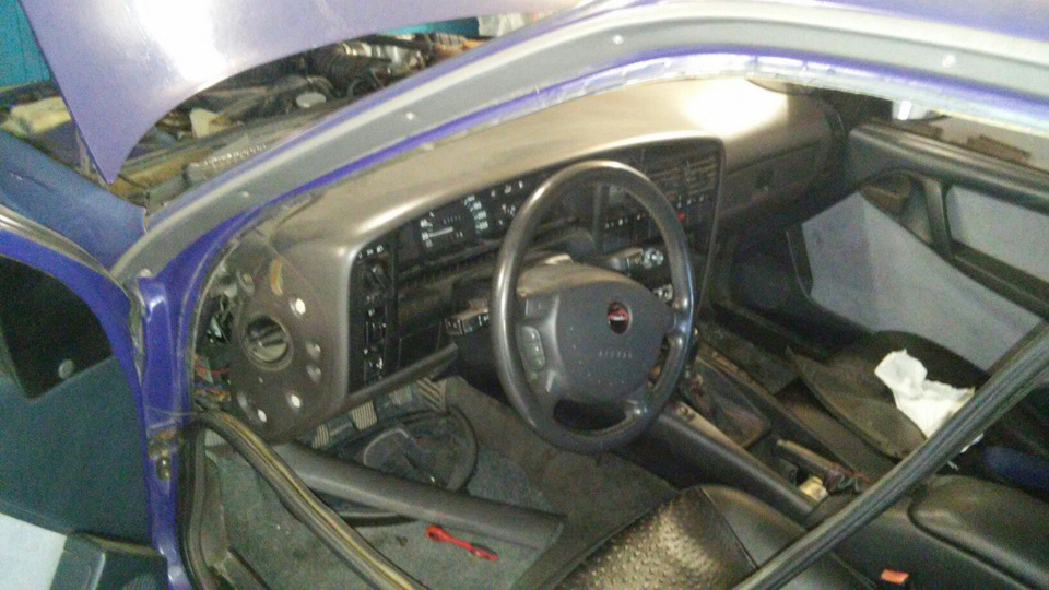 Встановлення салонного дзеркала від ООБ з автозатемненням 3
