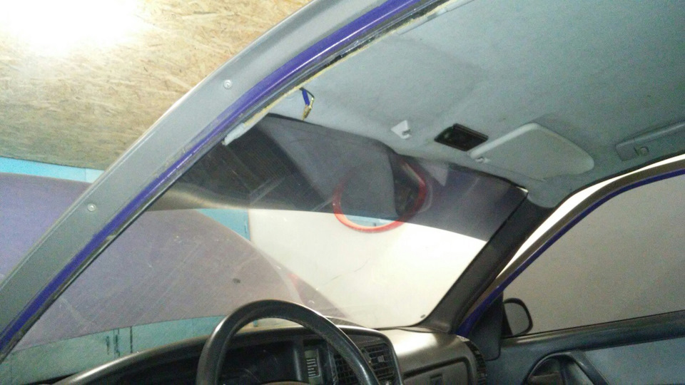 Встановлення салонного дзеркала від ООБ з автозатемненням 4