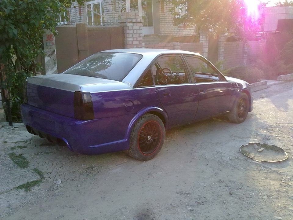 пофарбував)) 2
