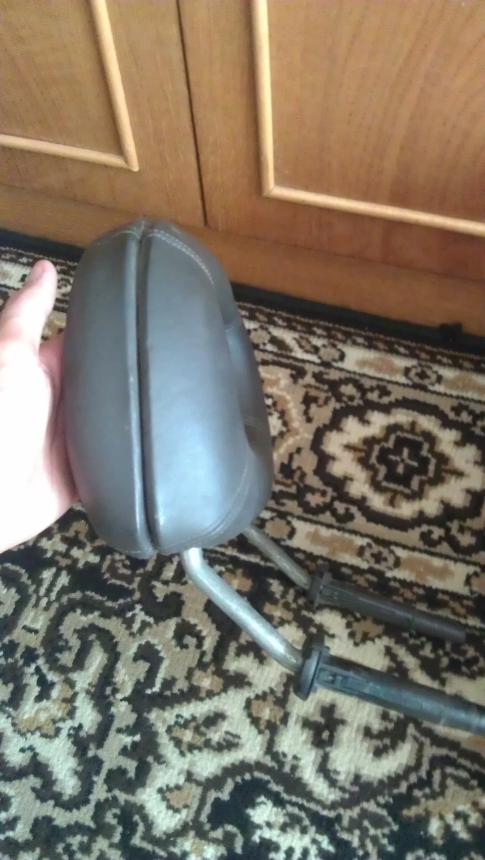 підголівники задні 2