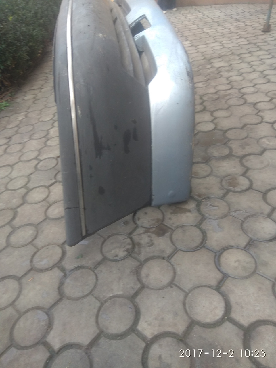 Продам накладку переднього бампера Irmscher 2