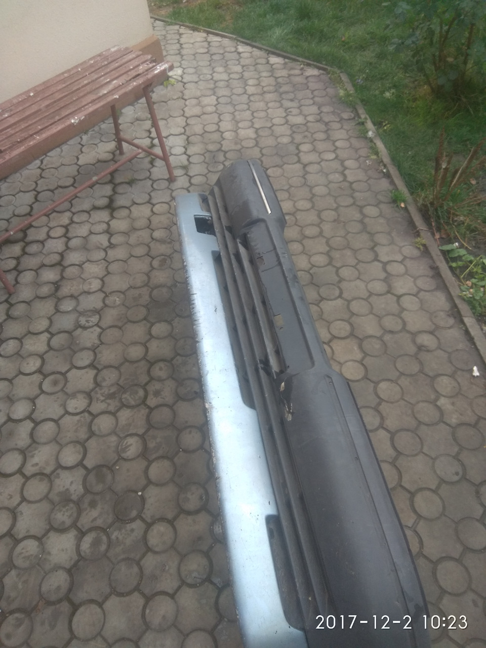 Продам накладку переднього бампера Irmscher 5