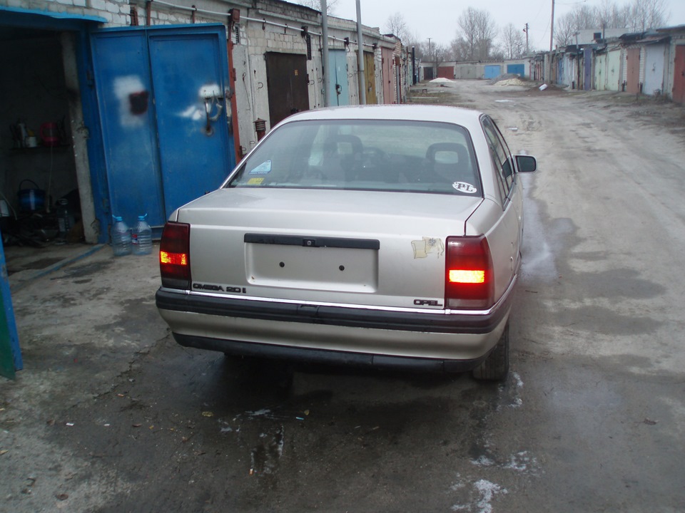 Взяв тракторця на гайки та болтики 1