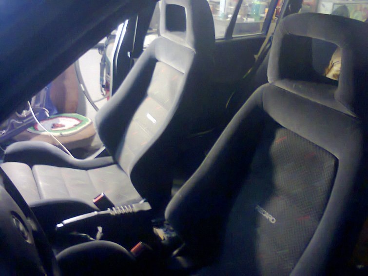 Встановлення сидінь RECARO та ЕСП 1
