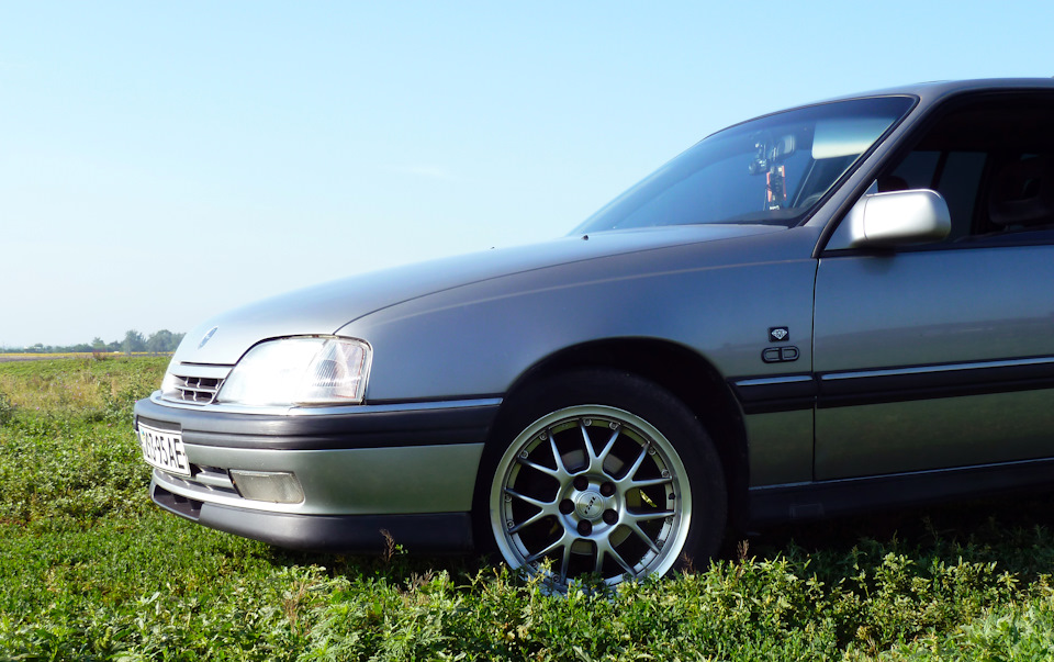 Нарешті поставив колеса))) Диски Rial R17 8J на Opel Omega A Caravan # Supremo Wagon 1