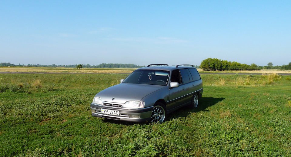 Нарешті поставив колеса))) Диски Rial R17 8J на Opel Omega A Caravan # Supremo Wagon 5