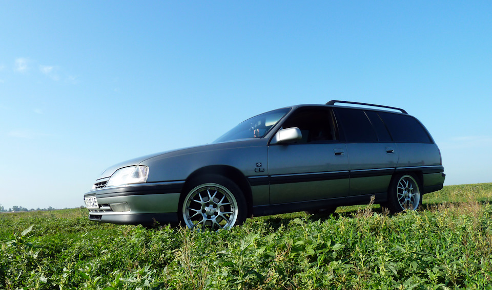 Нарешті поставив колеса))) Диски Rial R17 8J на Opel Omega A Caravan # Supremo Wagon 4