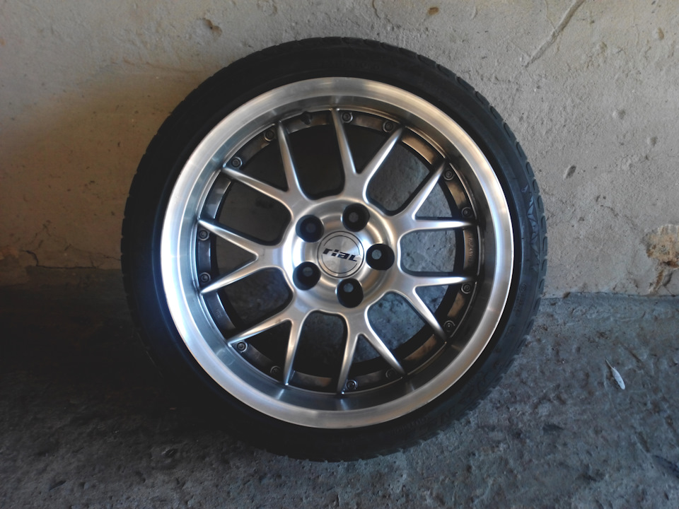 Нові колеса R17 на Opel Omega A 1