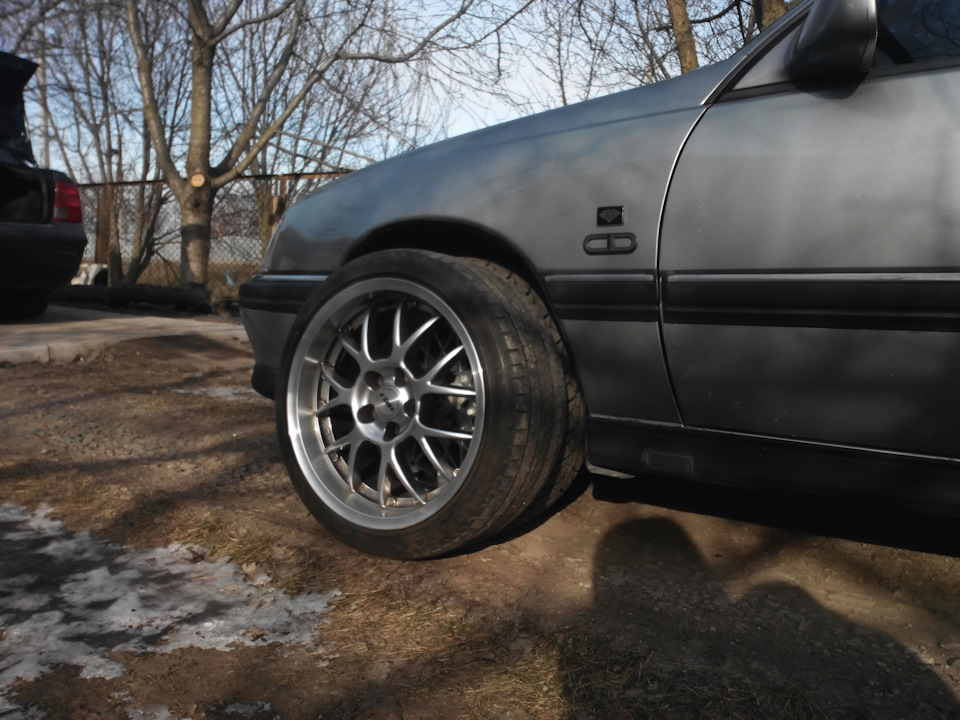Нові колеса R17 на Opel Omega A 3