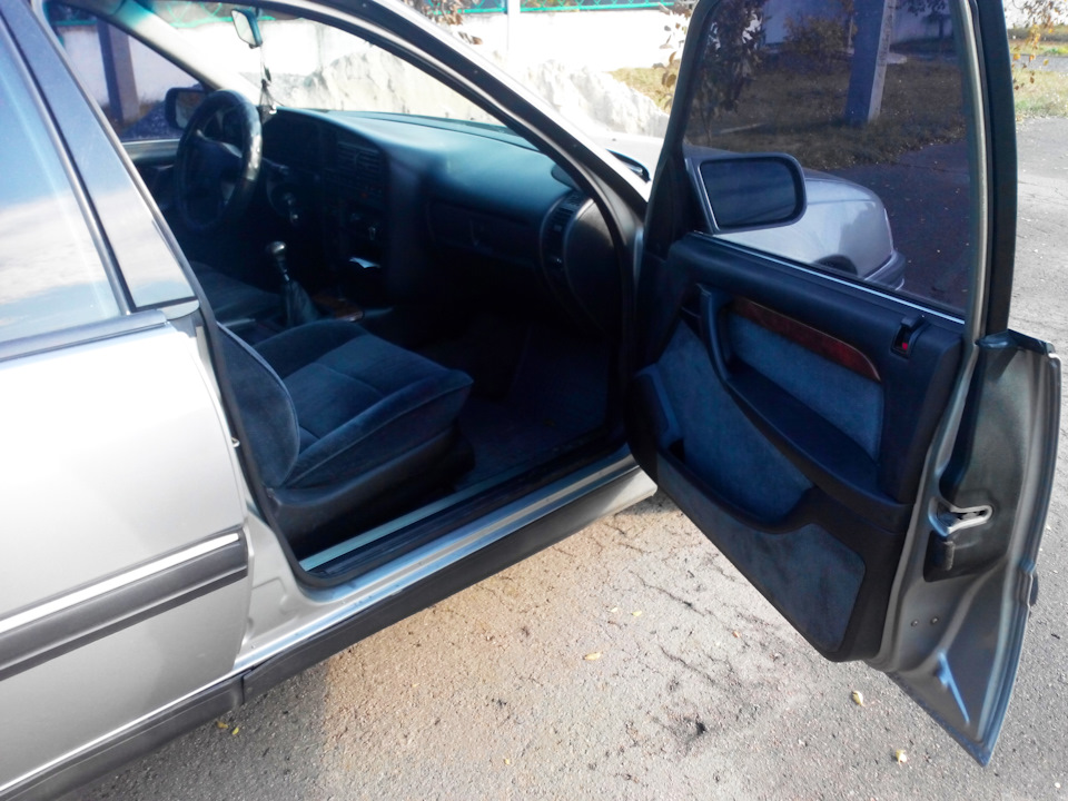 Зібрав з фарбування. Фото Opel Omega A Caravan 4