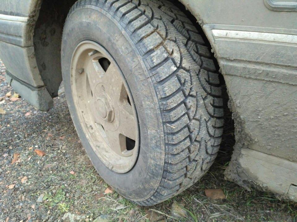 Зимові шини наварка польська. GrandTour GP Snow Grip (205/65R15 92H) 1