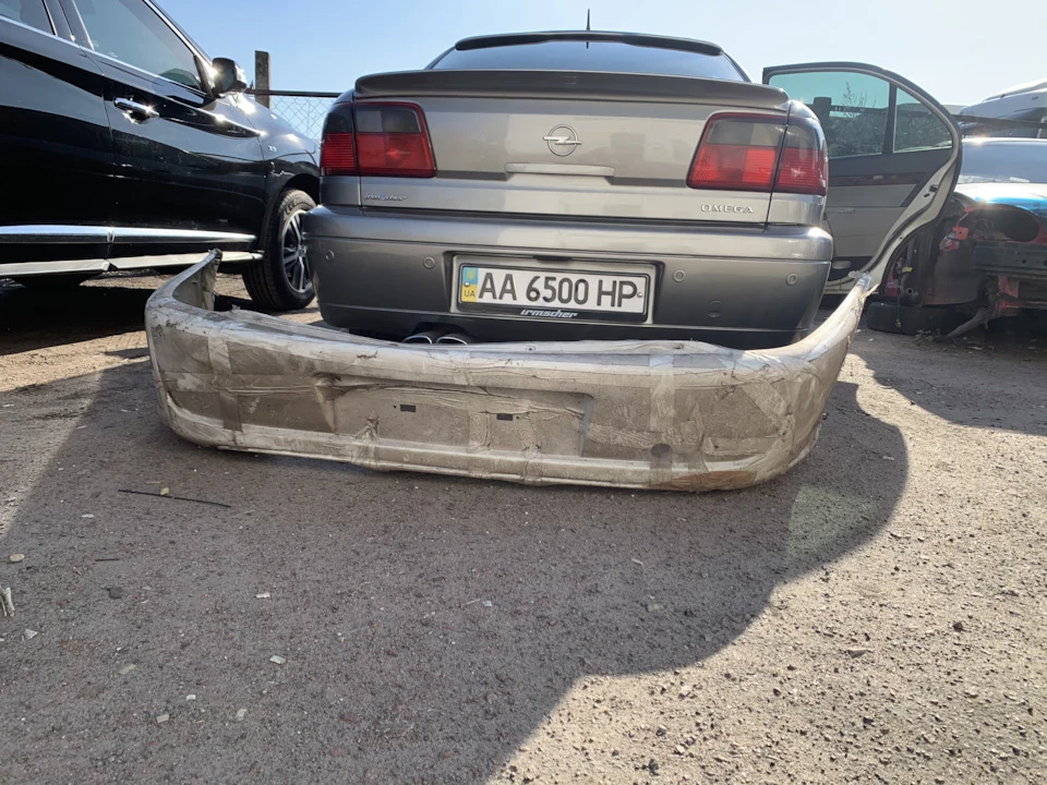 Задній бампер Irmscher