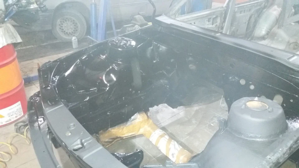 Нарешті фарбування підкапотки))))