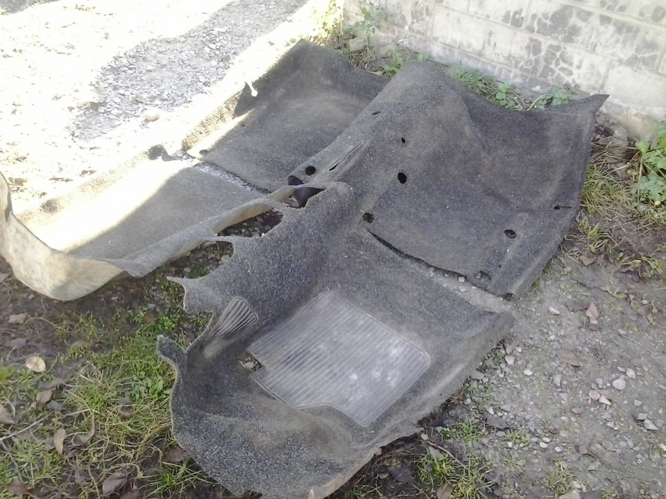 передній та задній килимок 5