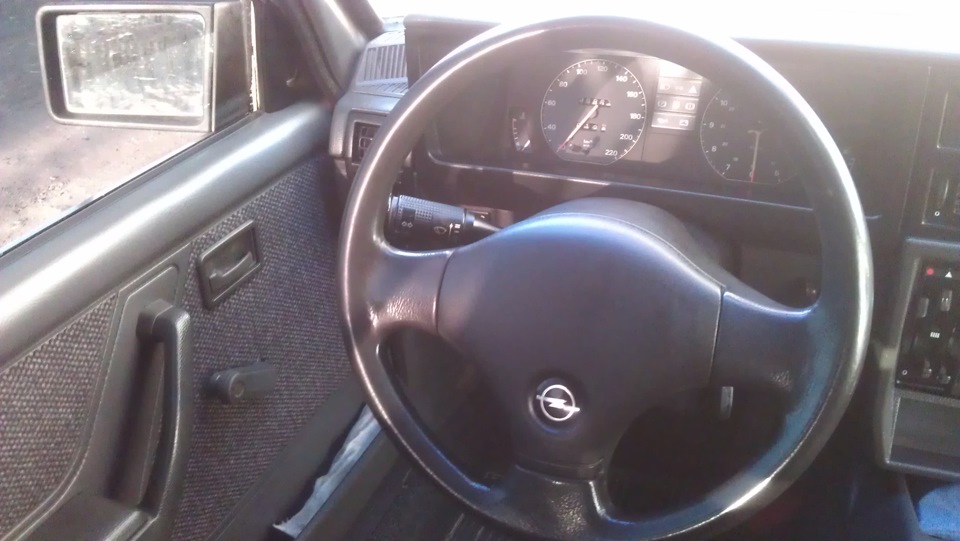 Бранка Opel Vectra на Rekord 3