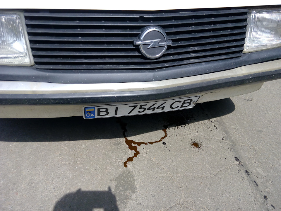 ПОВИЛІТАЛИ ПРОБКИ 1