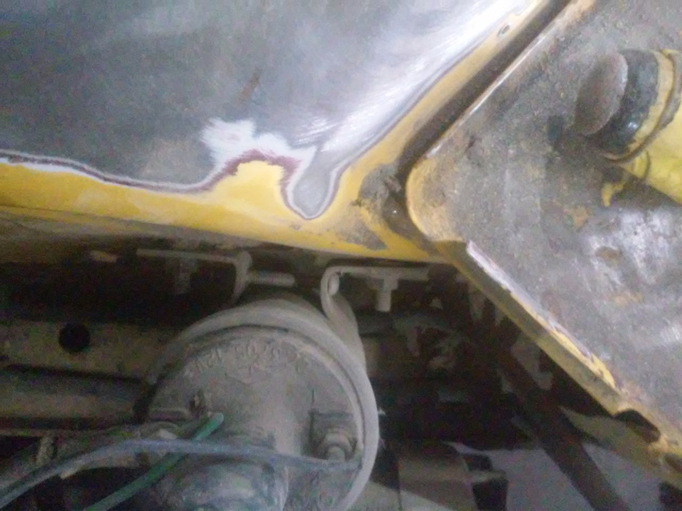 Підготовка моторного відсіку до фарбування, збирання мотора з наступним запуском 3