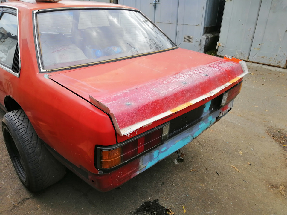 Спойлер, підкапотка. 3