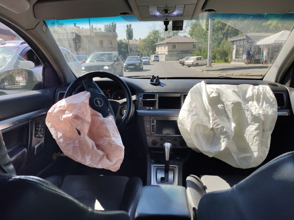 Перша ДТП у авто (( 3