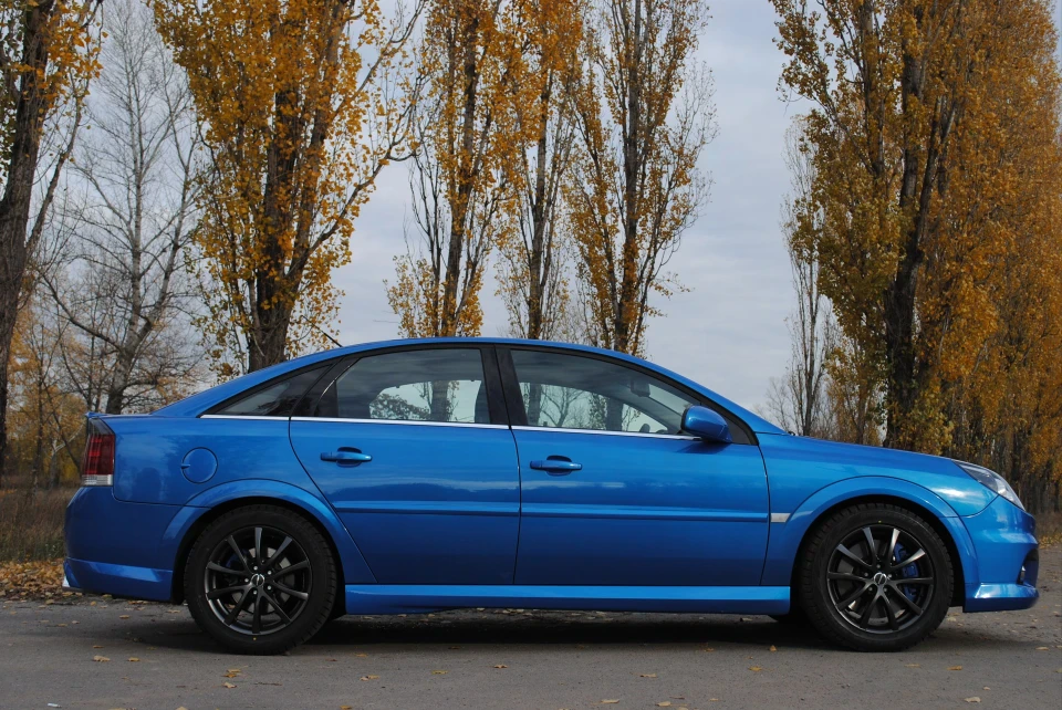 Зимові колеса - Borbet LV5 R17 + Brigestone Blizzak Revo GZ 225/50