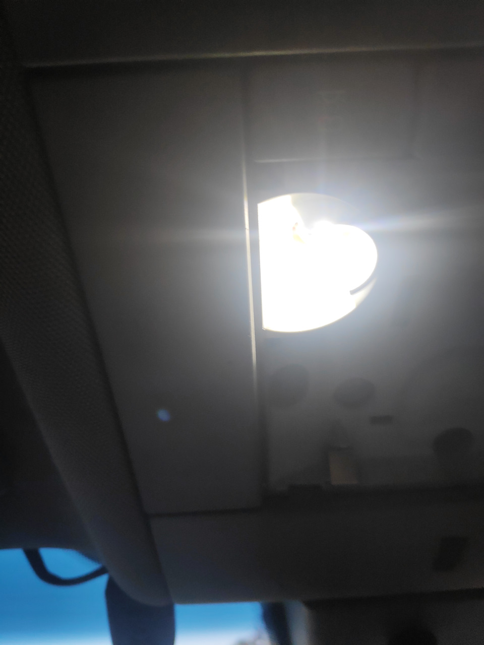 Vectra C. +10л.с. або Led лампи в салон 3