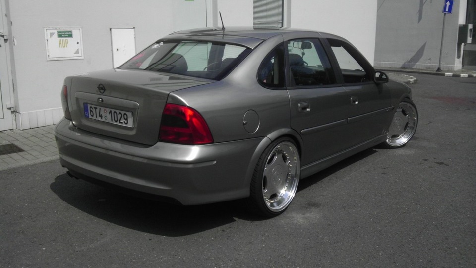 фото opel vectra b 4
