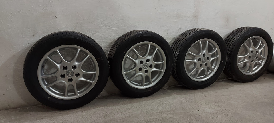 Диски Irmscher Twin Spoke 16 та гума Maxxis Pragmatra на літо 5