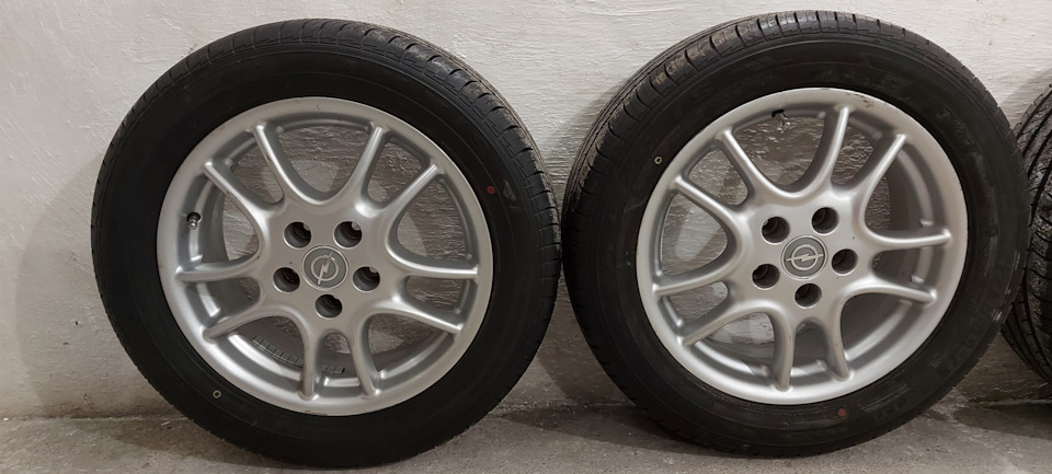 Диски Irmscher Twin Spoke 16 та гума Maxxis Pragmatra на літо 4