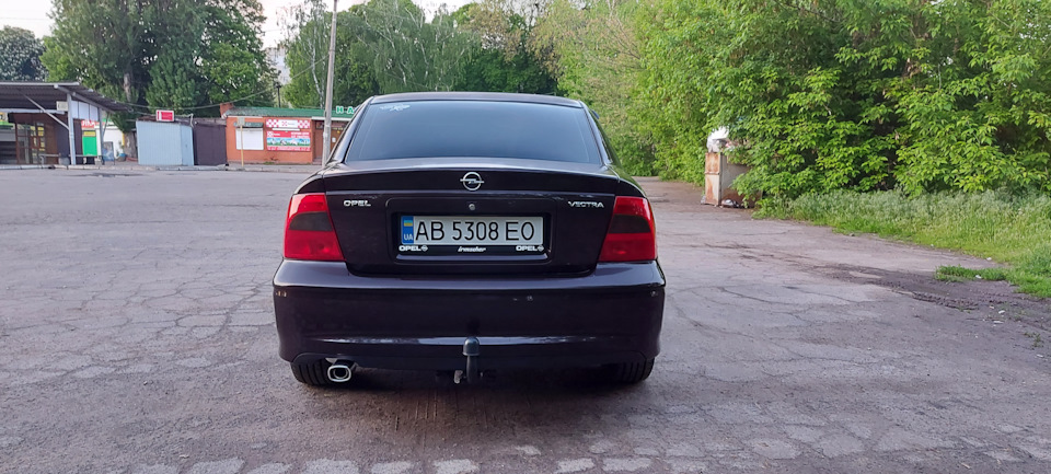 Наклейка Вектра Б клубу Україна 4