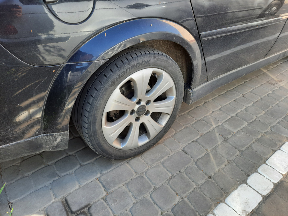 225/55r17 vectra c 2