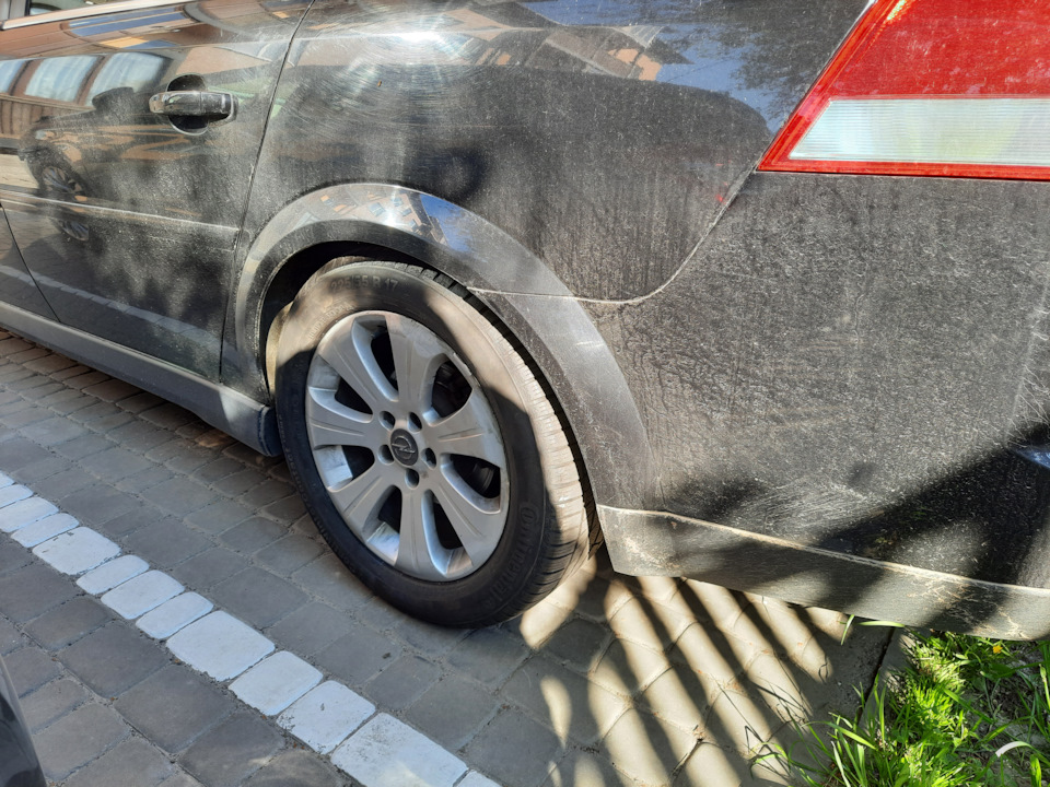 225/55r17 vectra c 3