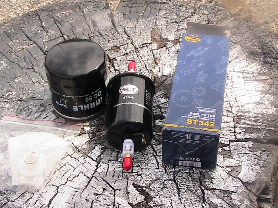 Моторна мастило Q8 10W-40 Formula Advanced- Напівсентетика 5