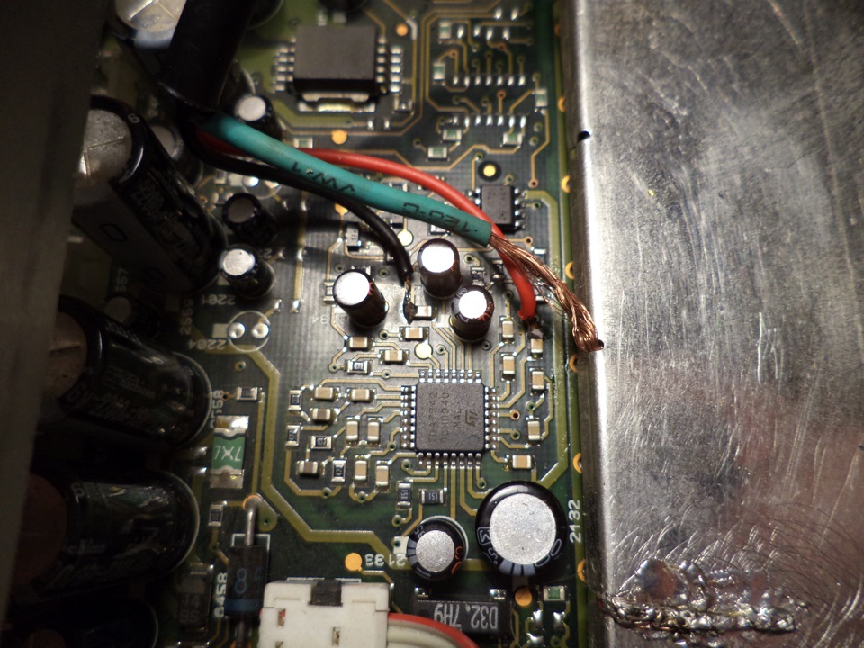 AUX Philips CCRT 700 2