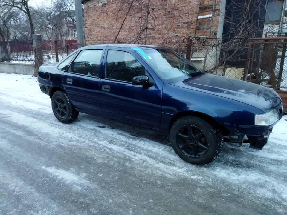 Вектра після фарбування + колеса r15 2