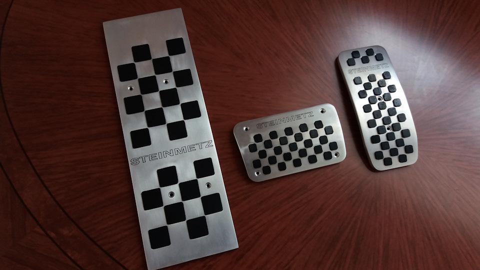 Накладки на педали Steinmetz Акпп+упор 2