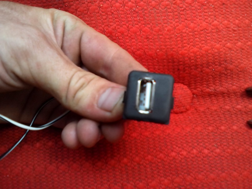 USB Зарядка 4