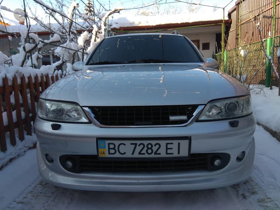 Фото автомобіля і одометер .Фото автомобиля и одометер. 5