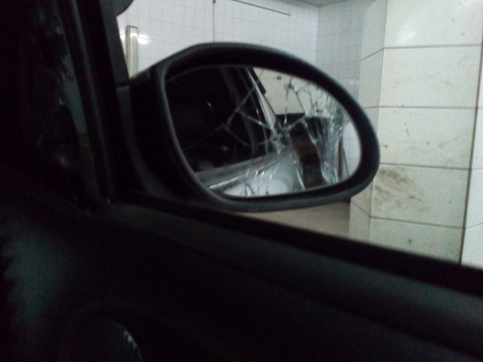 Змушена заміна дзеркала заднього виду. 2