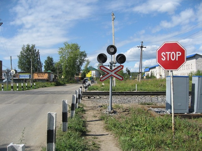 Залізничний переїзд без шлагбауму. ДТП. Залізничний переїзд без шлагбауму. 1