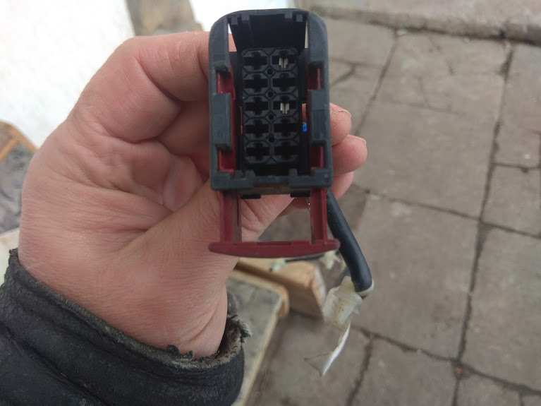 Заміна фішок фар BOSCH Xenon. Заміна фішок BOSCH Xenon. 1