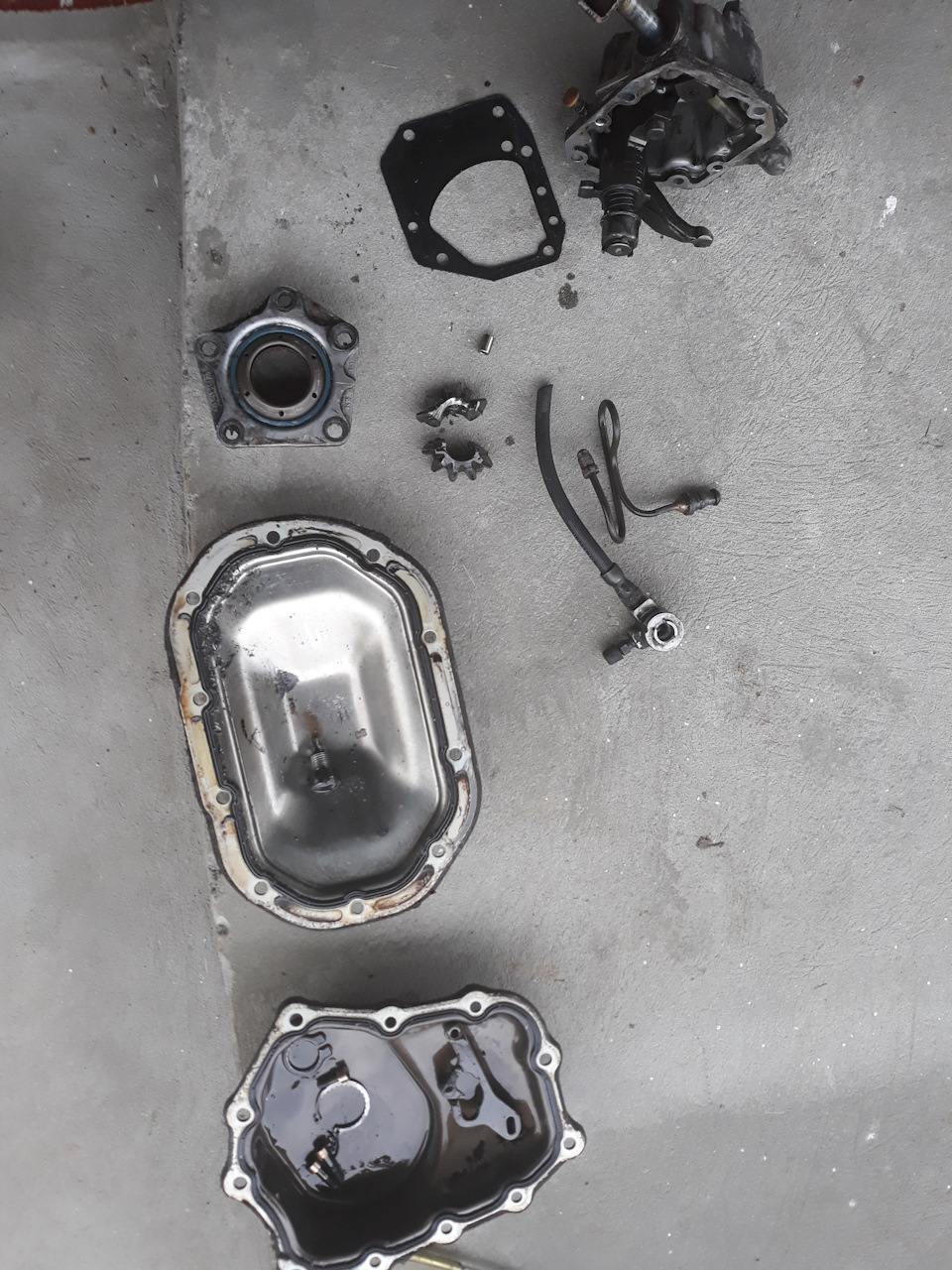 Зламалася МКПП F18 5