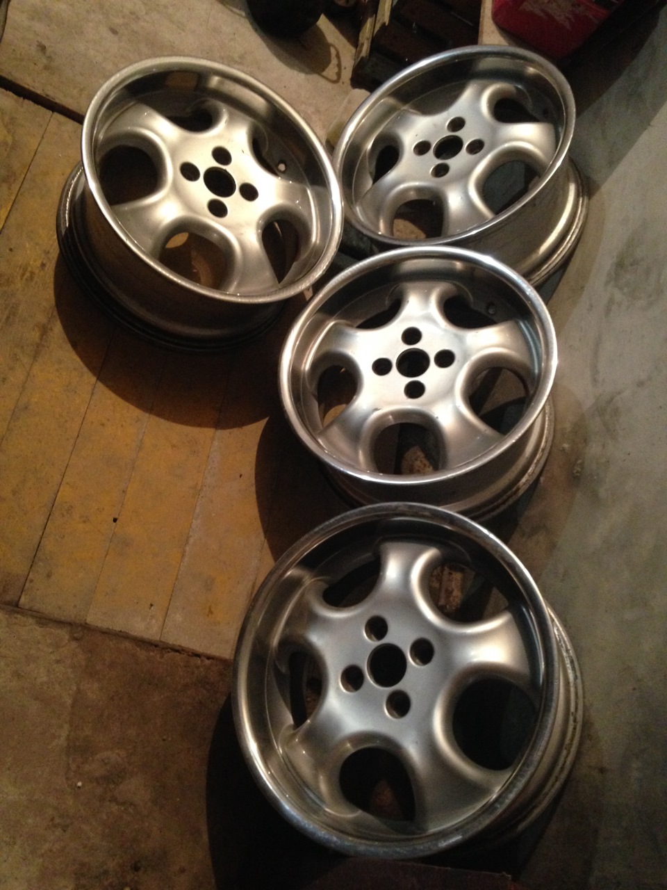 Продам диски RH R 16 4x100 ET50 7.5j 4
